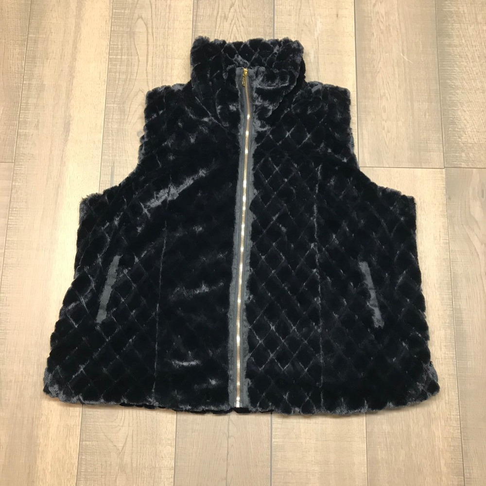 Carmen Marc Valvo Vest‎ Womens Plus Size 3X Black Faux Fur Quilted Zip Old Money